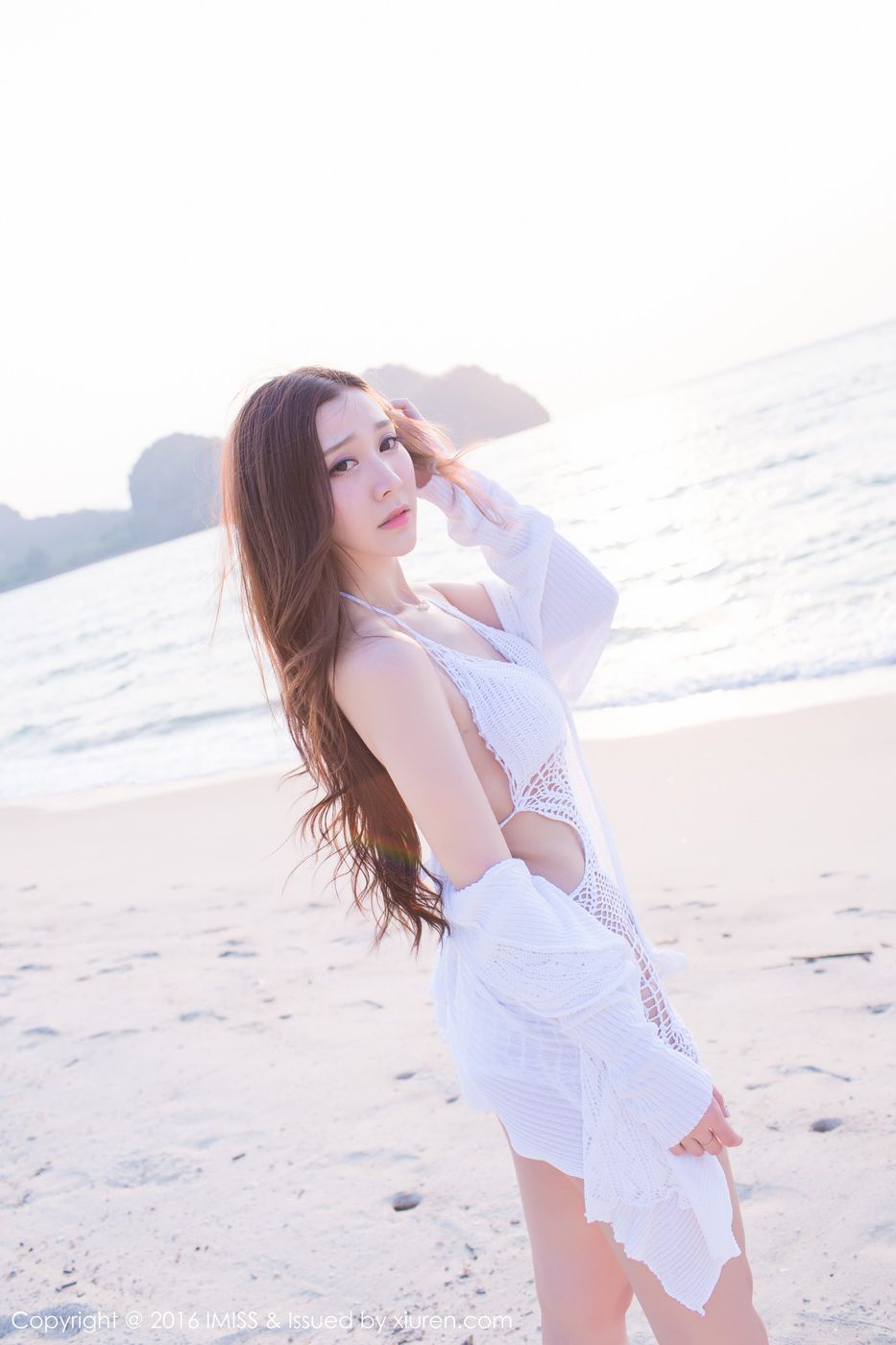 新人妹子淼淼萌萌哒沙滩泳衣比基尼兰卡威旅拍首套写真