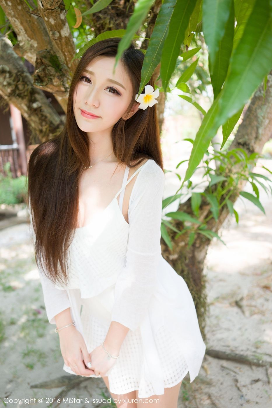 气质美女淼淼萌萌哒吊带长裙内衣诱惑性感写真