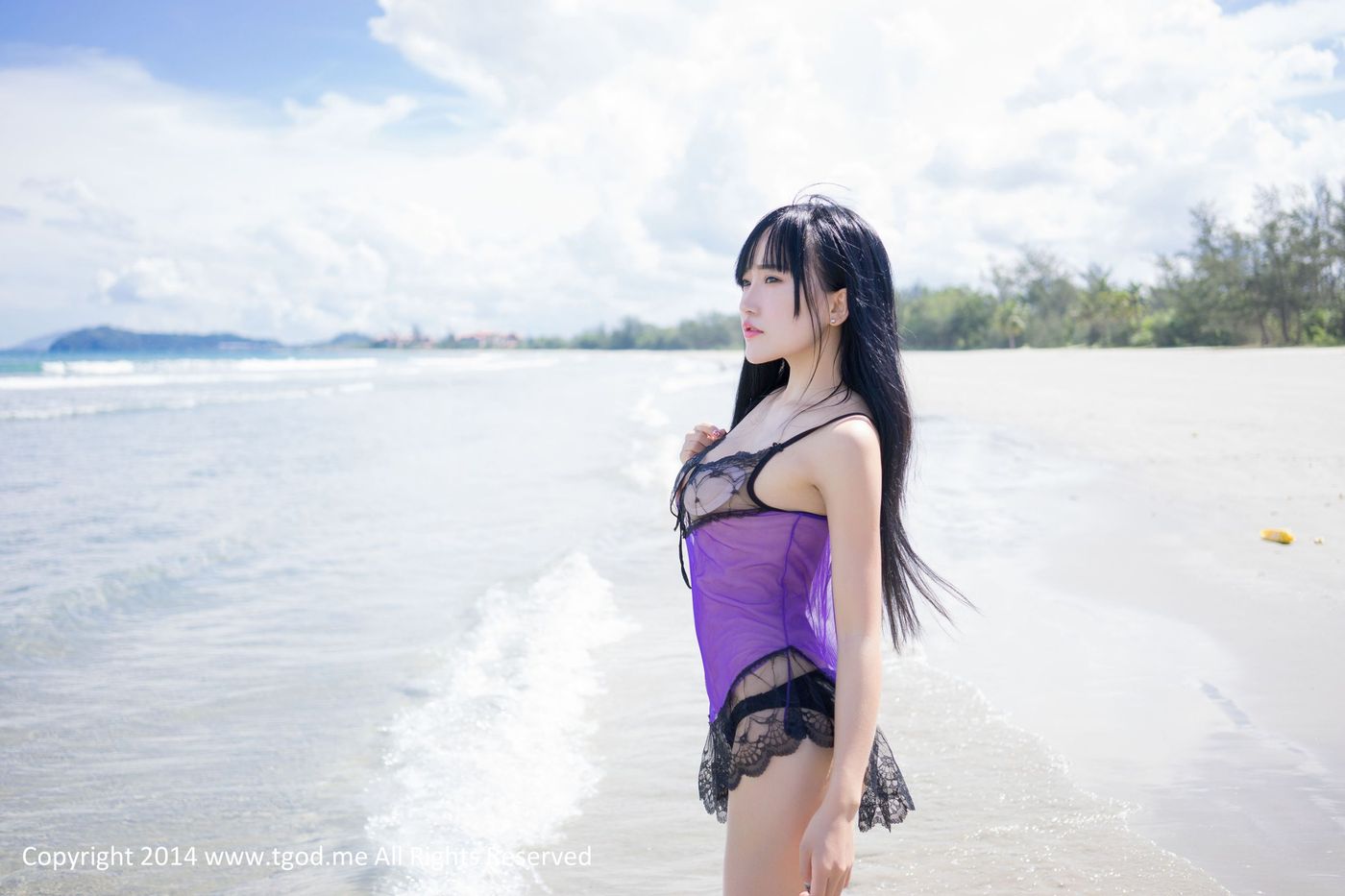 美女模特杨上萱XOXO修长美腿热辣身材沙巴旅拍第三弹