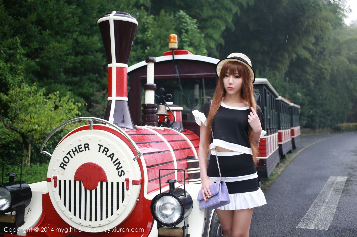 美媛馆性感女神王馨瑶yanni吊带长裙同程旅游专辑 Vol.038