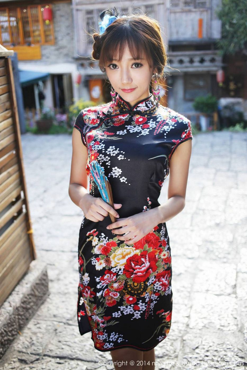 旗袍美女王馨瑶yanni极品身材丽江旅拍最后一套 Vol.080