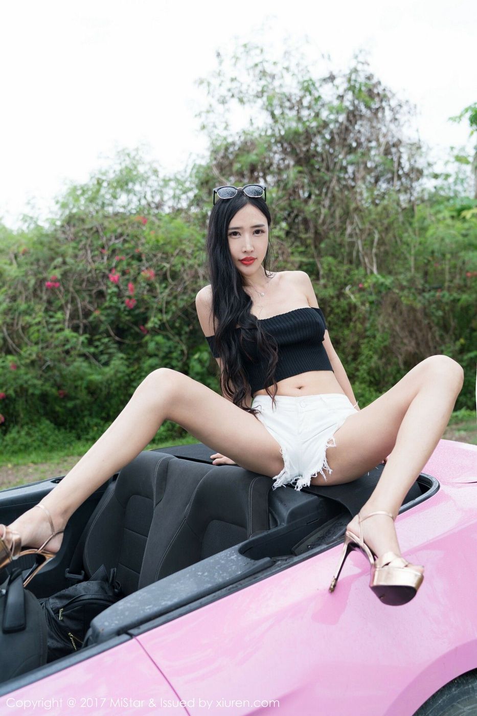 魅妍社美女模特余心曼美胸长腿内衣诱惑塞班旅拍