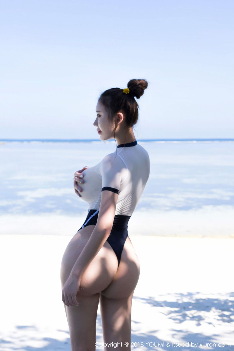 性感女神Egg_尤妮丝泳池死库水湿身诱惑写真 Vol.215