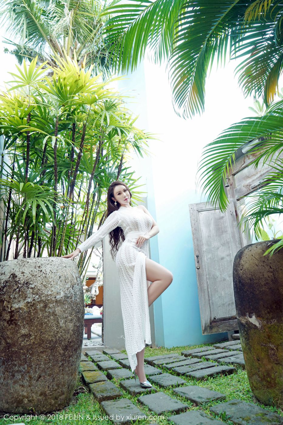 宅男女神Egg-尤妮丝圆翘美臀湿身诱惑菲律宾旅拍 VOL.143