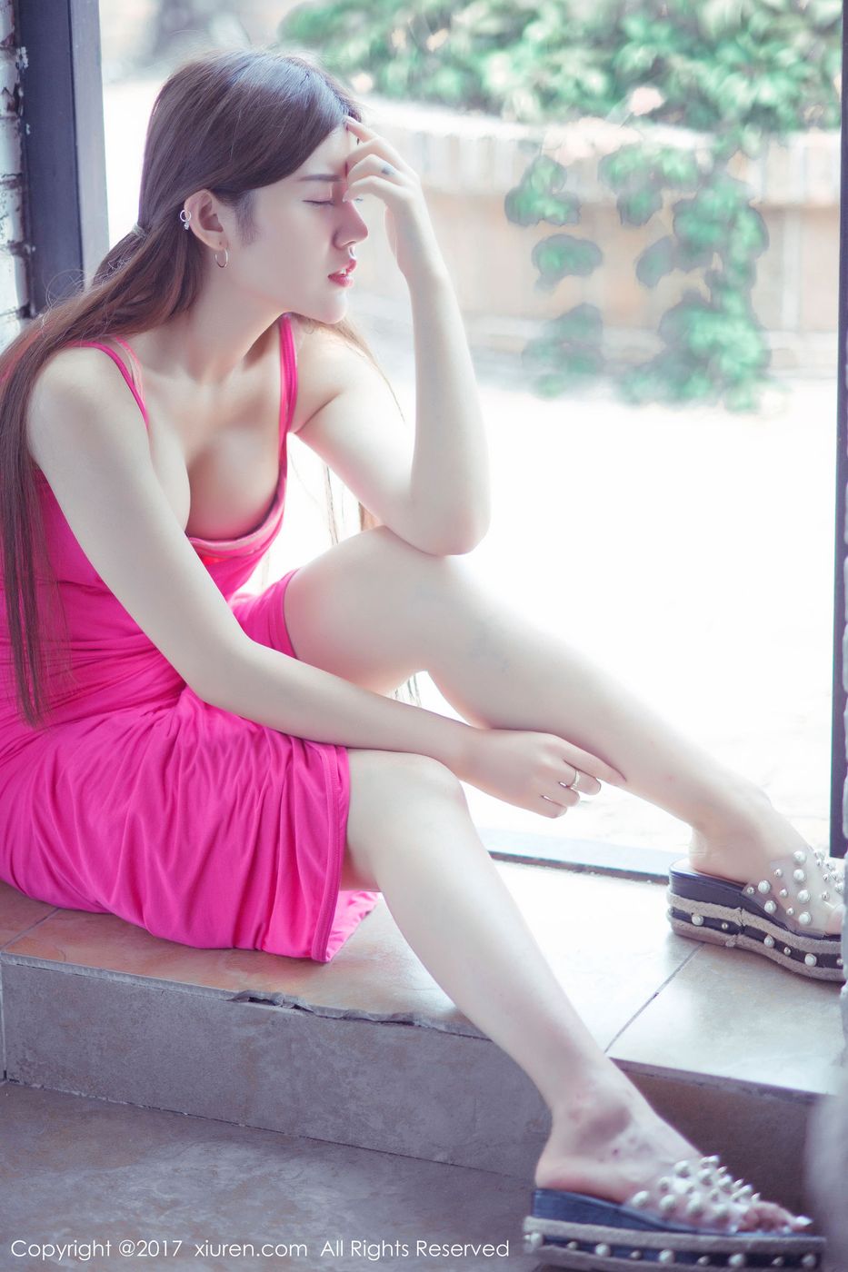 新晋嫩模兔子NINA蕾丝吊带袜湿身诱惑妩媚写真 NO.813