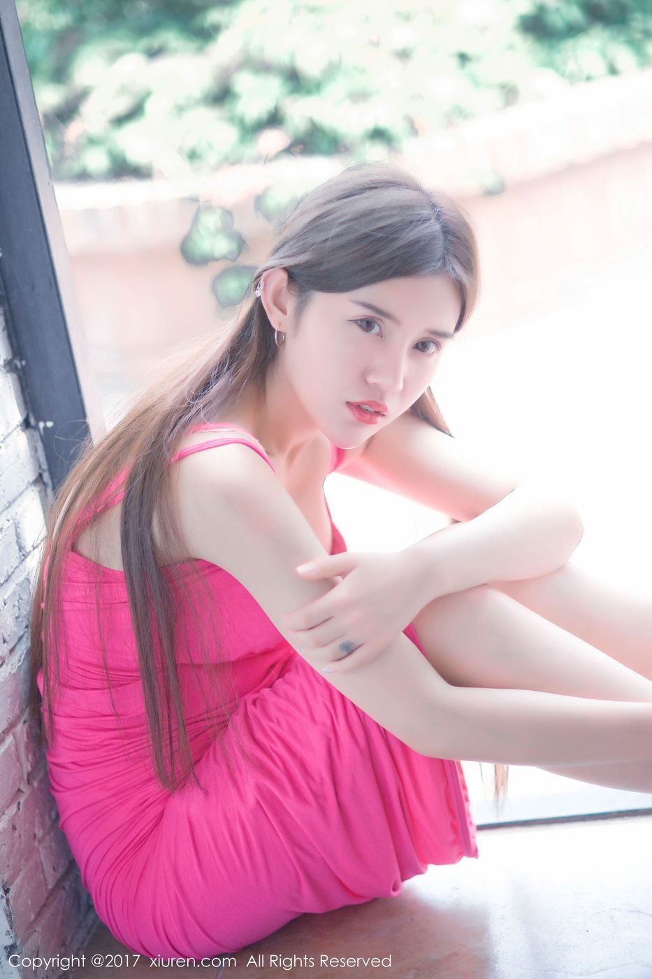 新晋嫩模兔子NINA蕾丝吊带袜湿身诱惑妩媚写真 NO.813