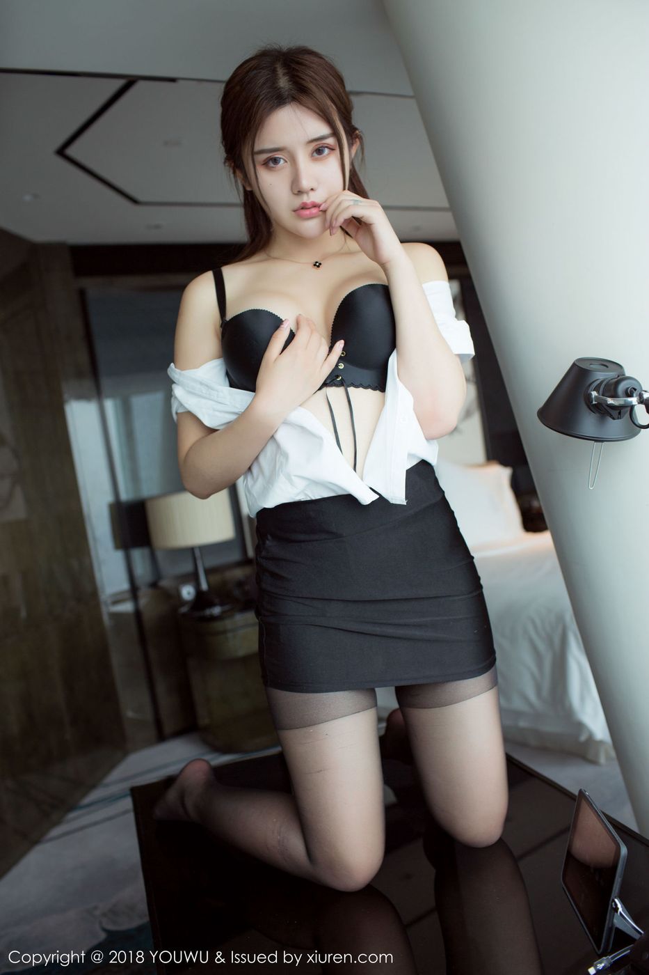 美女模特兔子Nina职场OL女秘书黑丝美腿写真 VOL.081