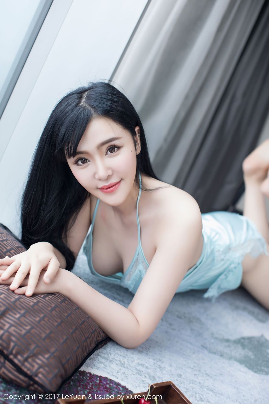 星乐园性感女神刘钰儿白色抹胸内衣诱惑私房写真 Vol.045
