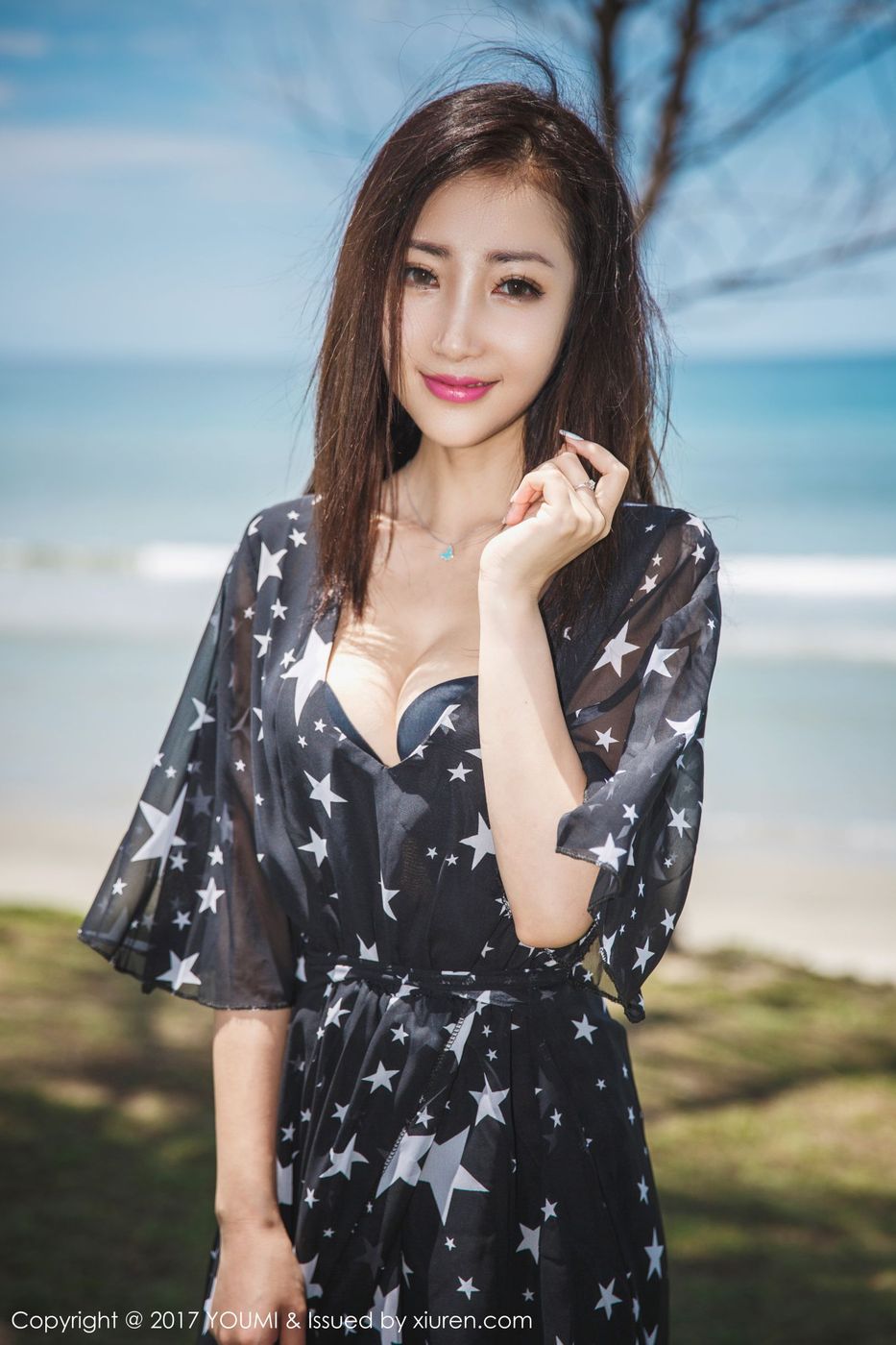性感女神Yumi尤美沙滩比基尼内衣诱惑沙巴旅拍第三套  Vol.039