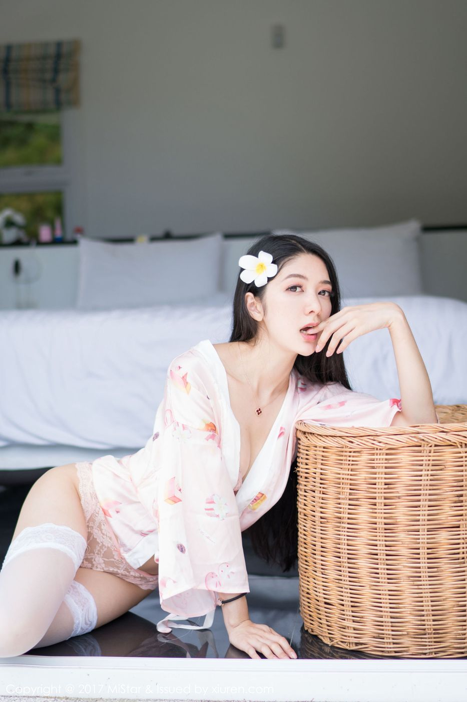 美女模特Angela小热巴内衣诱惑修长美腿甲米旅拍第一套