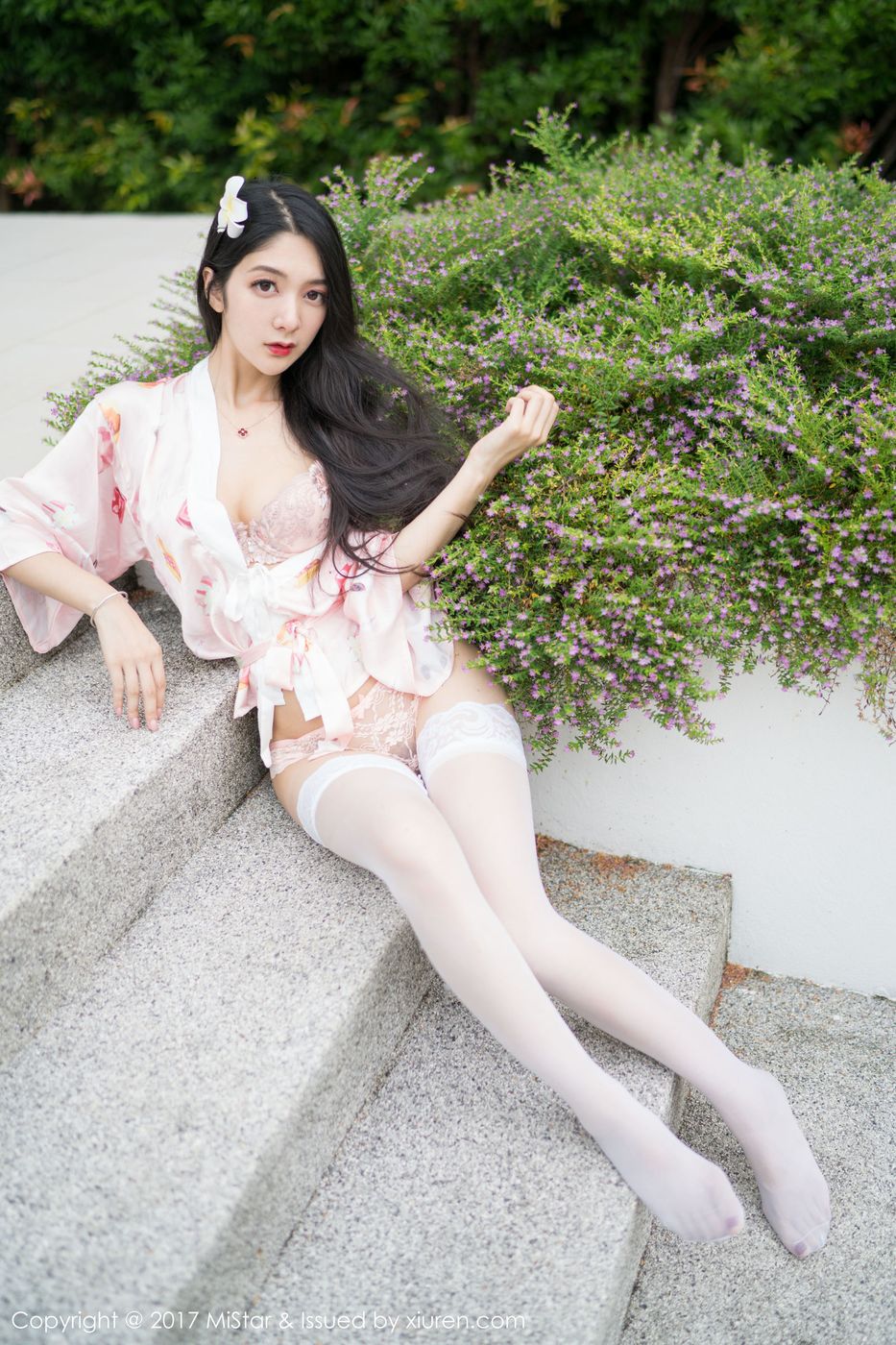 美女模特Angela小热巴内衣诱惑修长美腿甲米旅拍第一套