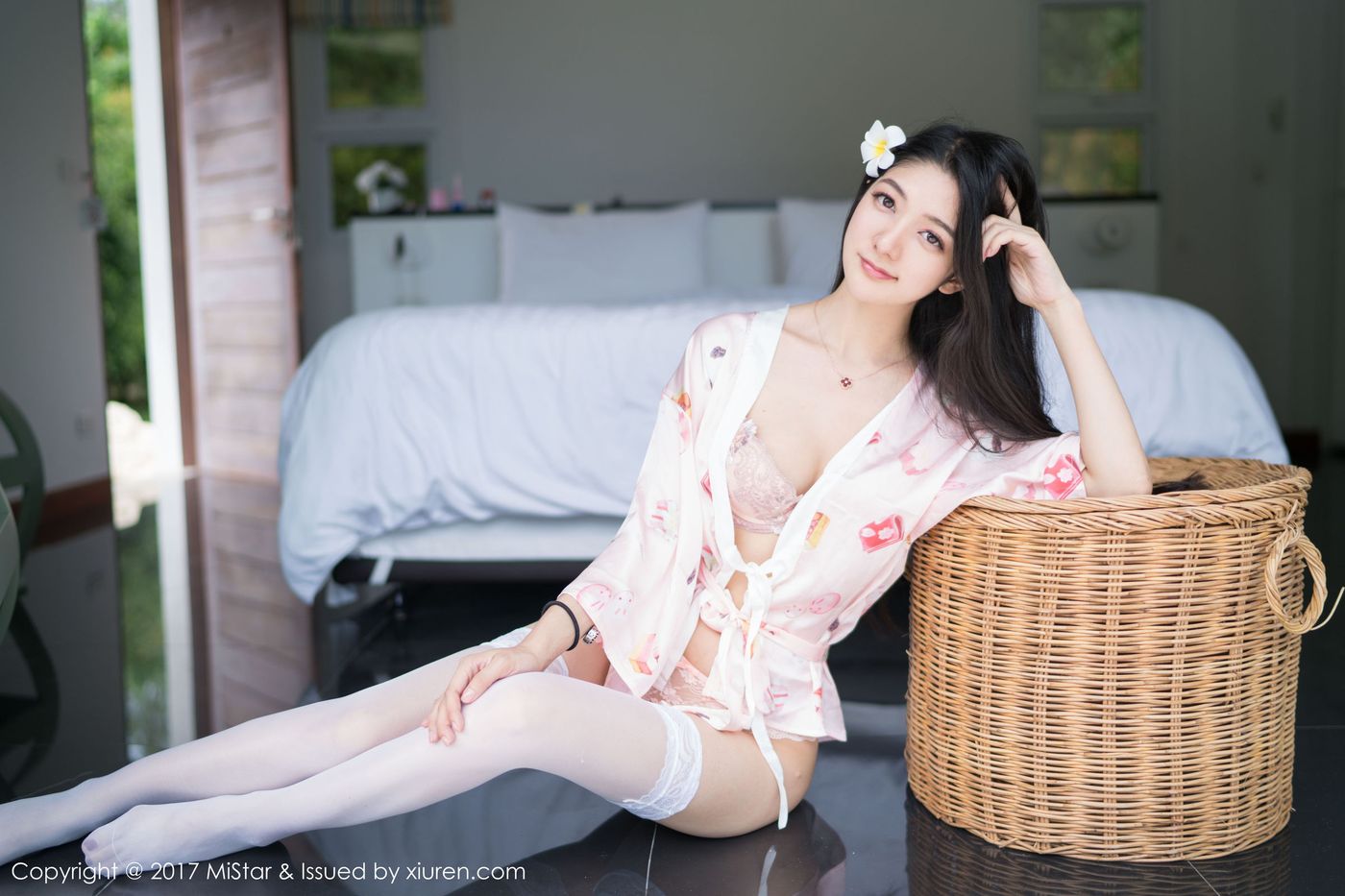 美女模特Angela小热巴内衣诱惑修长美腿甲米旅拍第一套