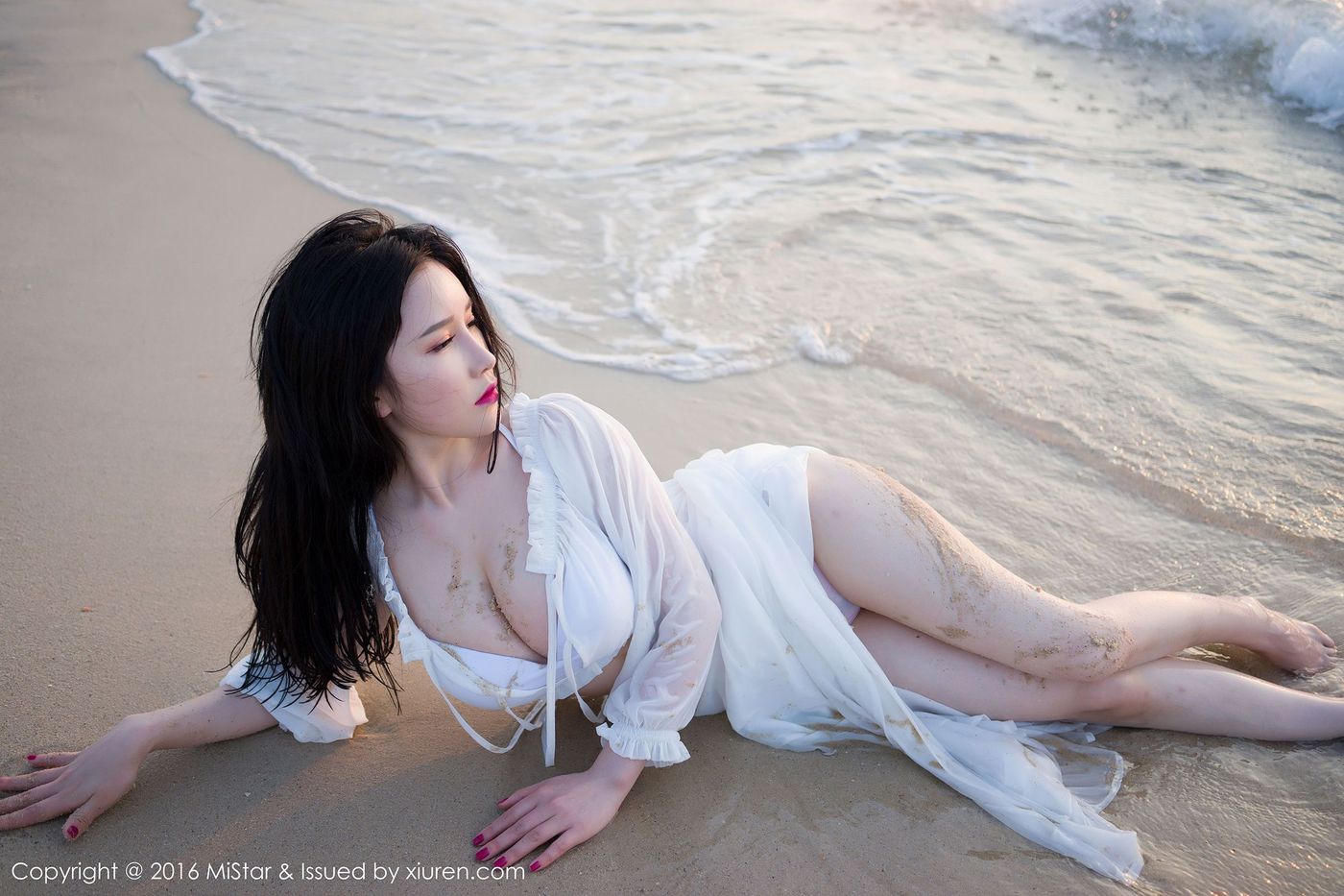 性感女神于姬Una沙滩比基尼爆乳美腿兰卡威旅拍第三套