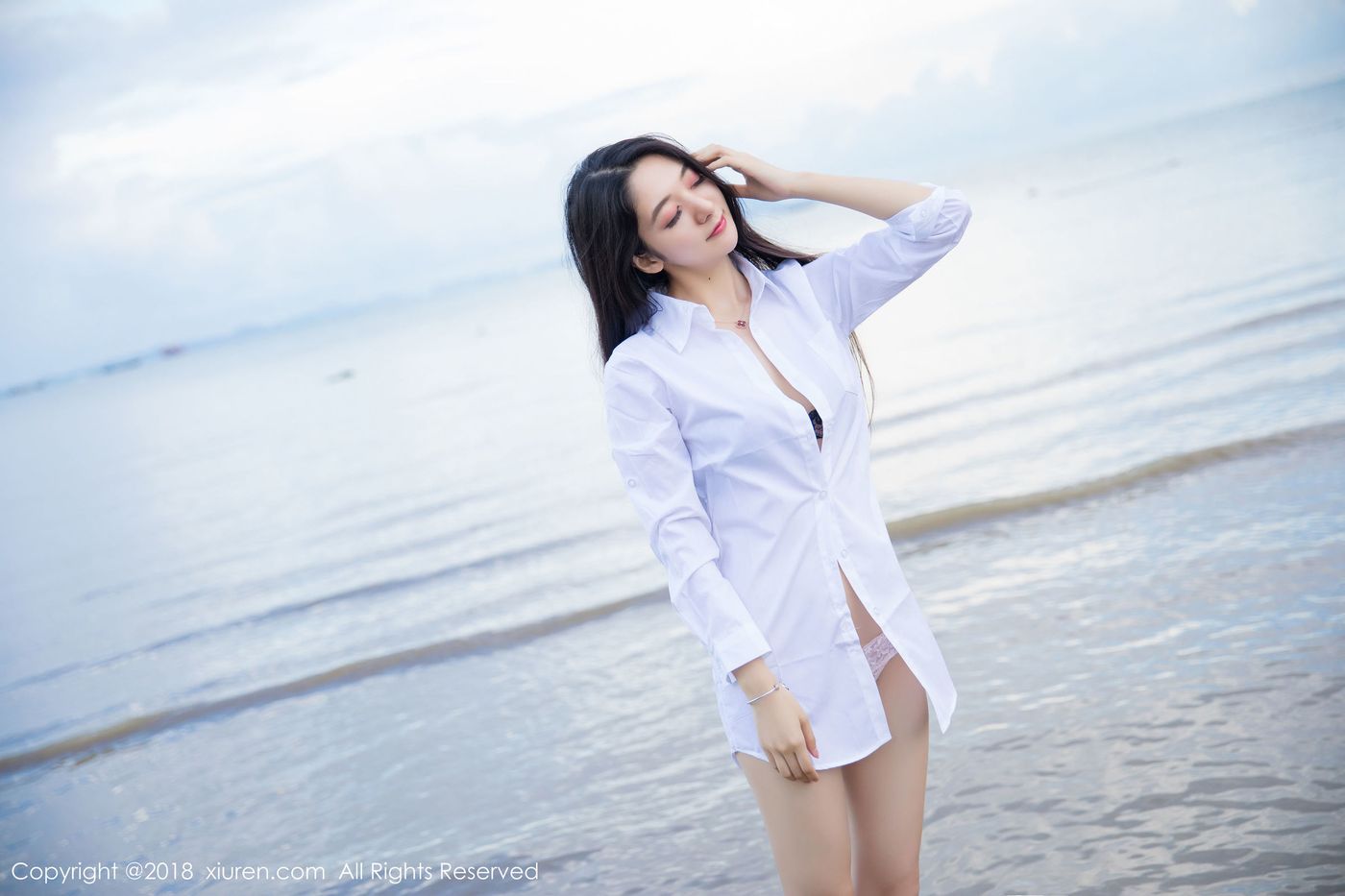 性感女神Angela小热巴白衬衫蕾丝内衣诱惑甲米旅拍