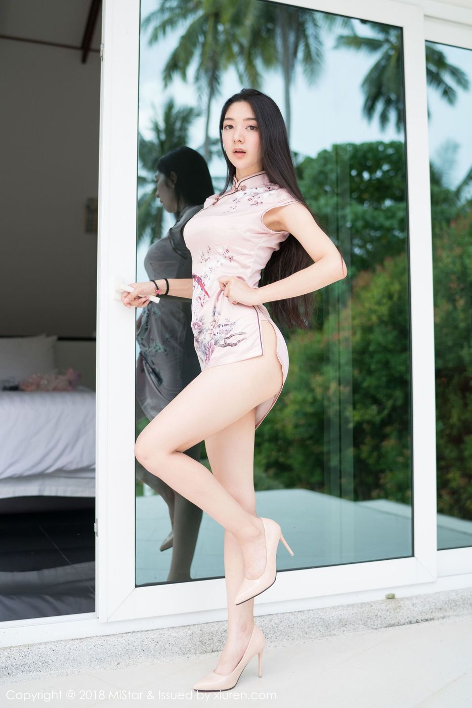 新晋女神Angela小热巴旗袍比基尼浴室湿身诱惑甲米旅拍第四套
