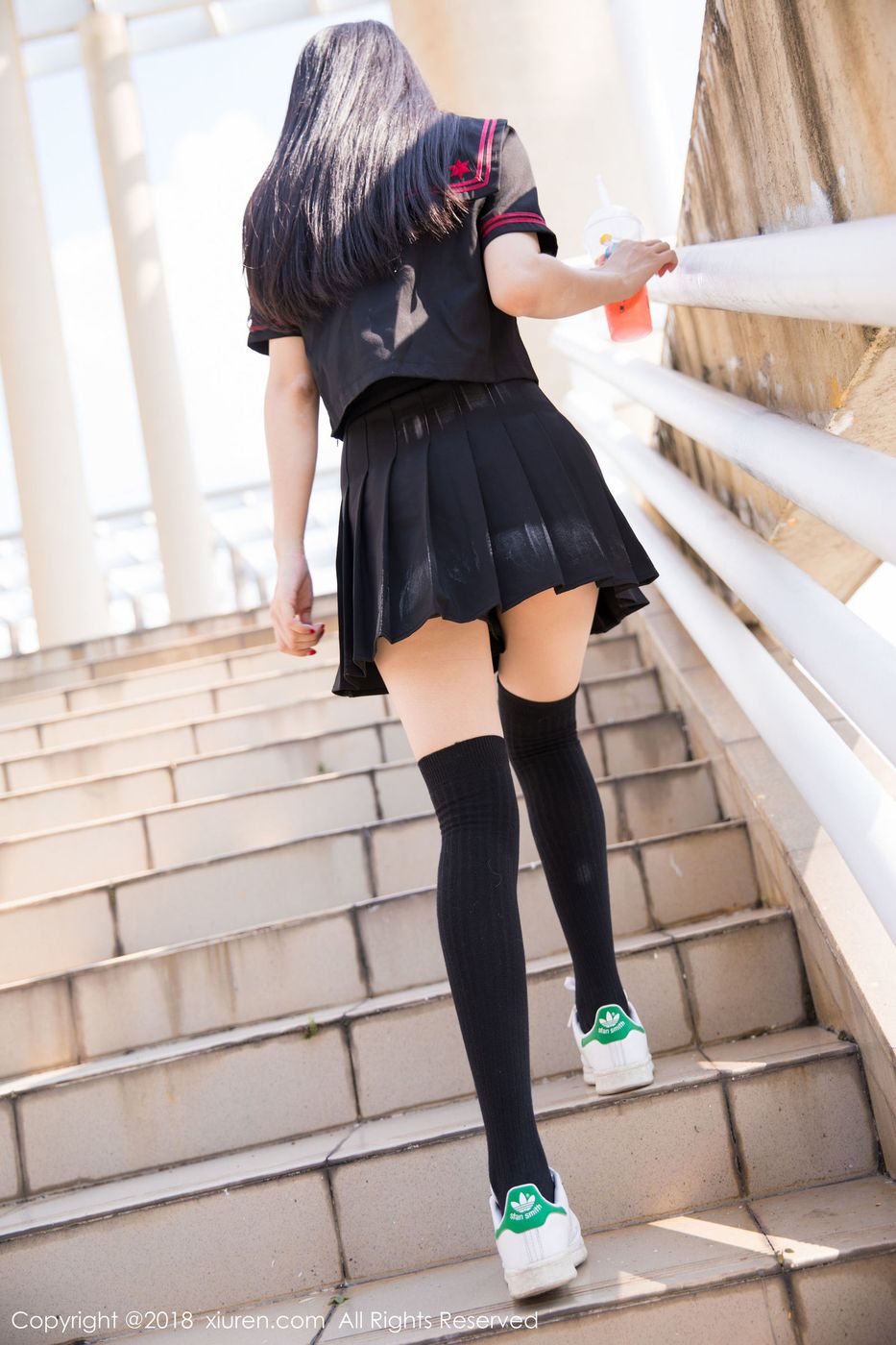 性感女神Angela小热巴英伦式校服修长美腿制服诱惑写真
