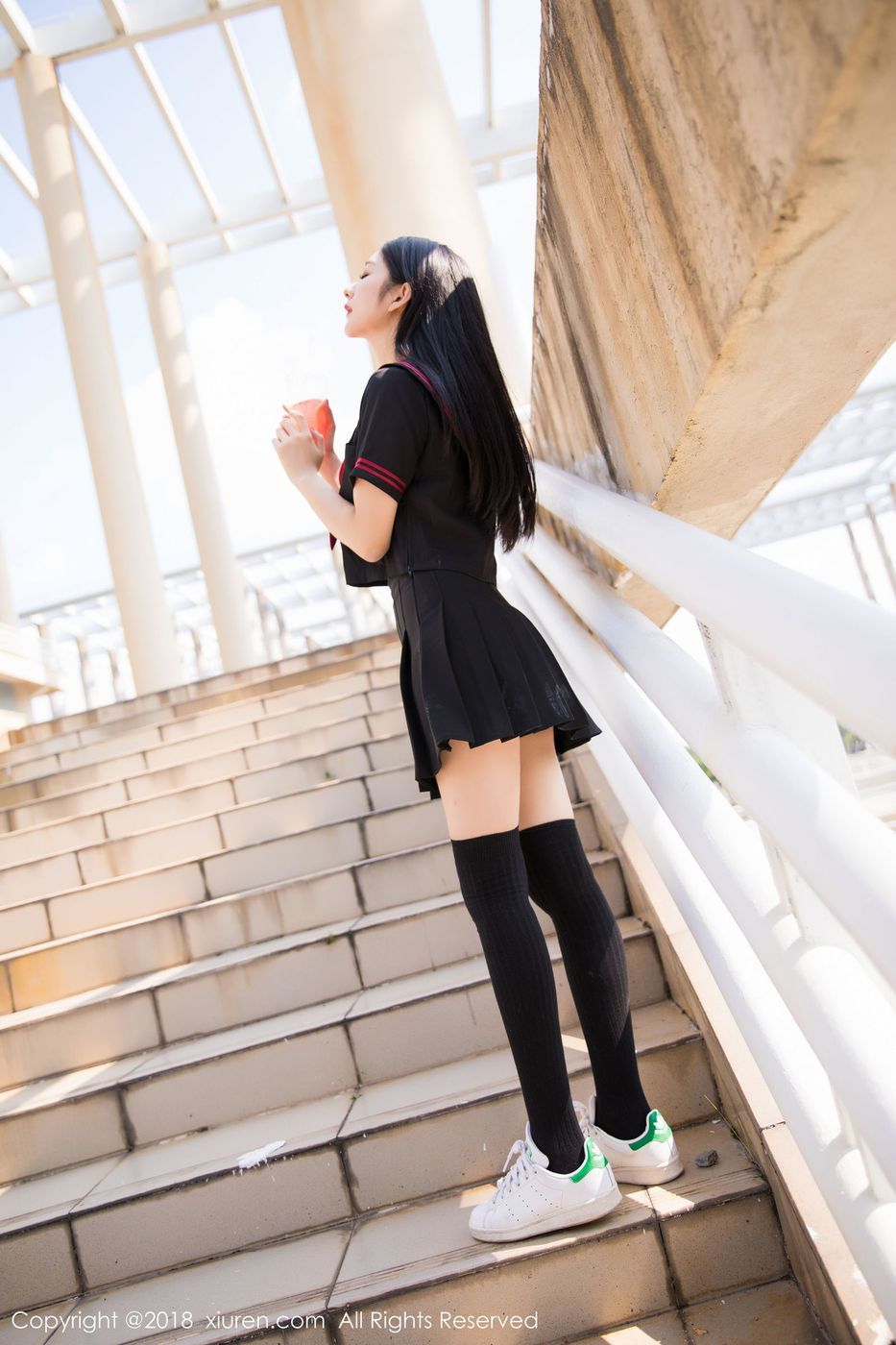性感女神Angela小热巴英伦式校服修长美腿制服诱惑写真