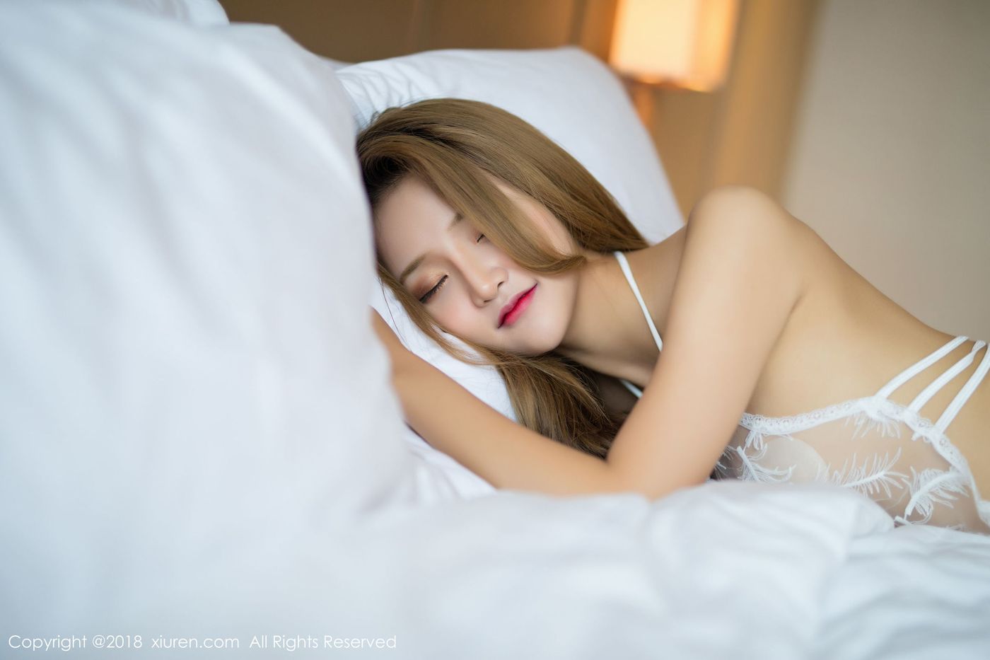 美女模特Miko酱透视薄纱内衣诱惑第四套私房写真