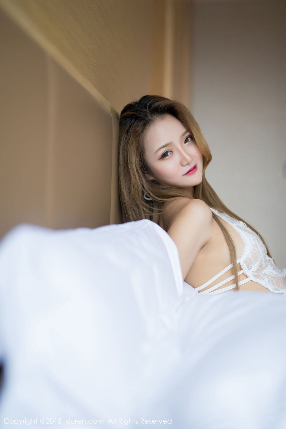 美女模特Miko酱透视薄纱内衣诱惑第四套私房写真