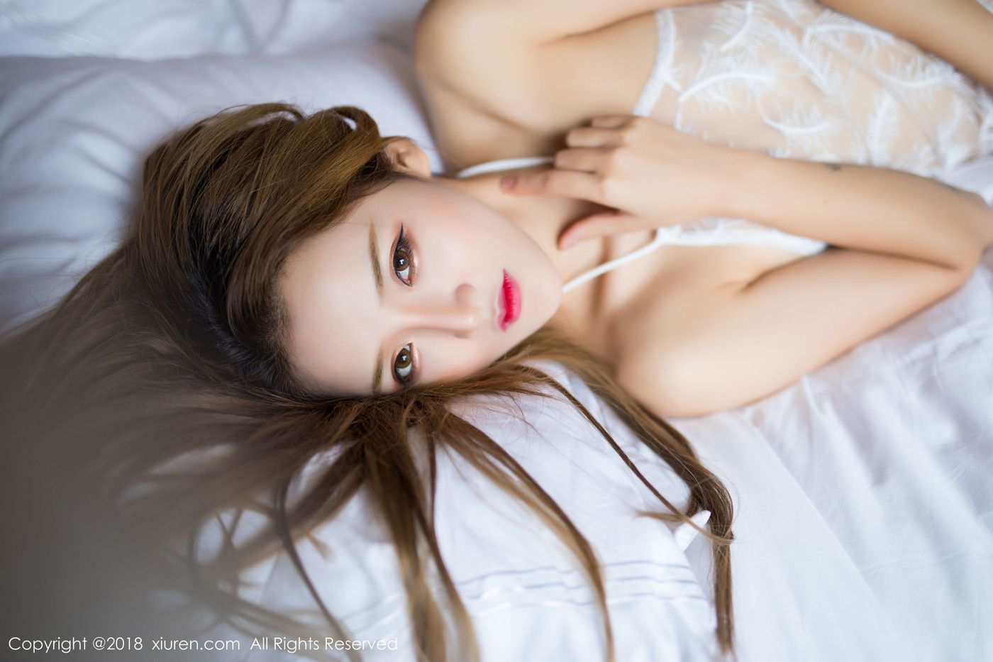 美女模特Miko酱透视薄纱内衣诱惑第四套私房写真