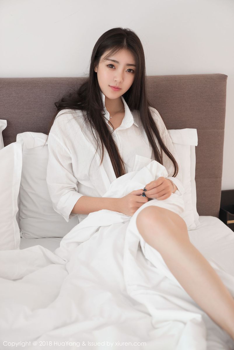 美女模特可乐Vicky白衬衫长发飘飘泰国旅拍