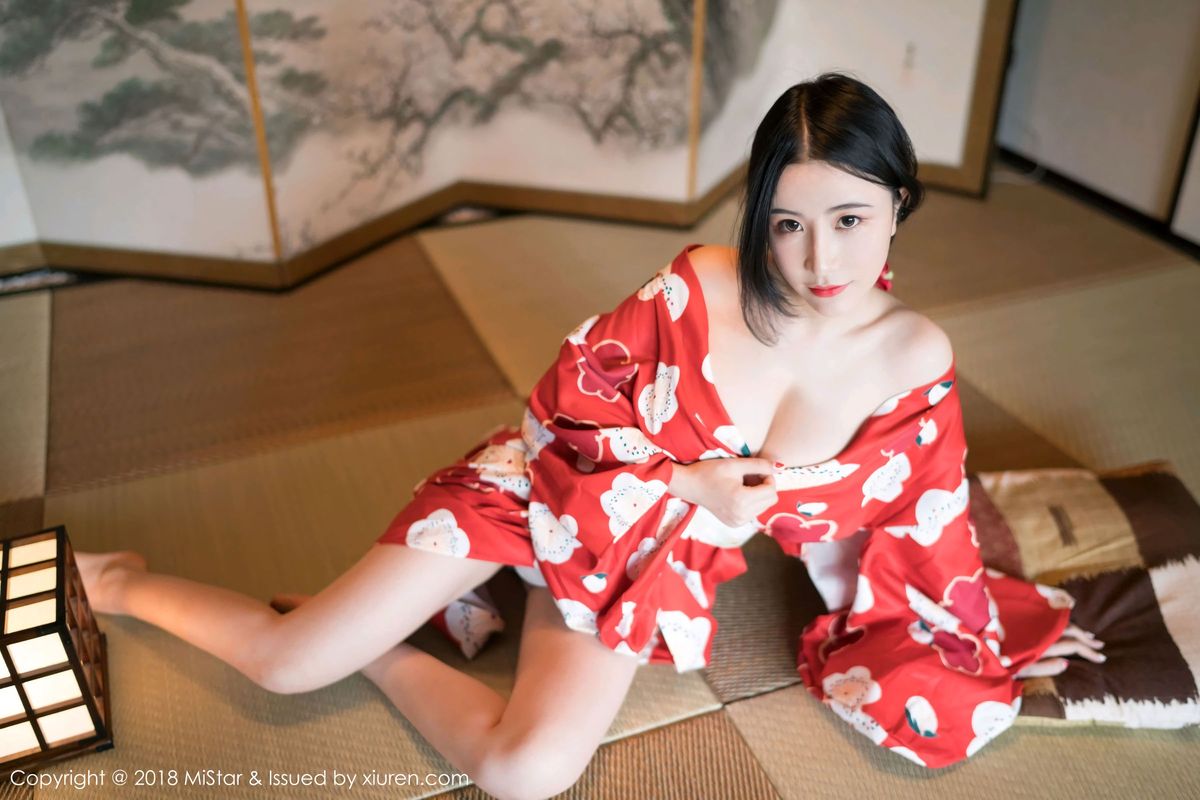 性感女神谢芷馨Sindy红色和服白嫩美腿大尺度北海道旅拍