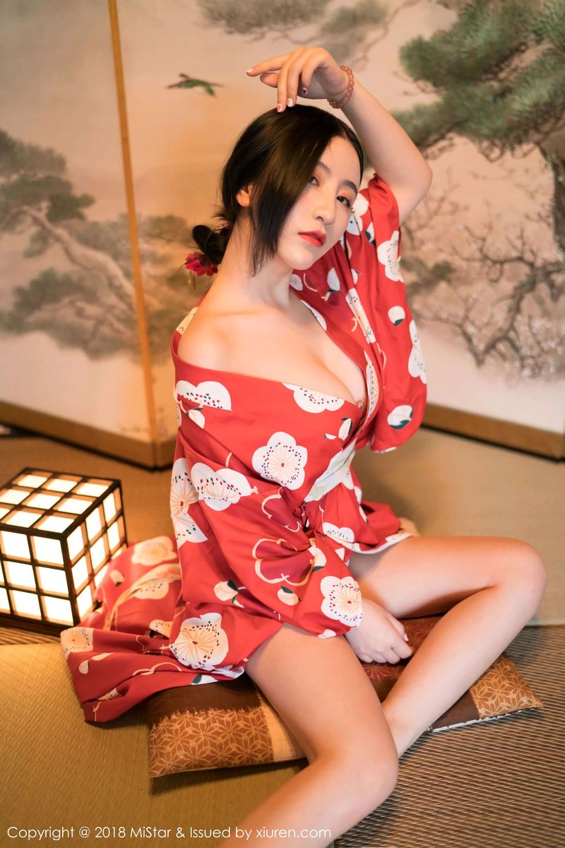 性感女神谢芷馨Sindy红色和服白嫩美腿大尺度北海道旅拍