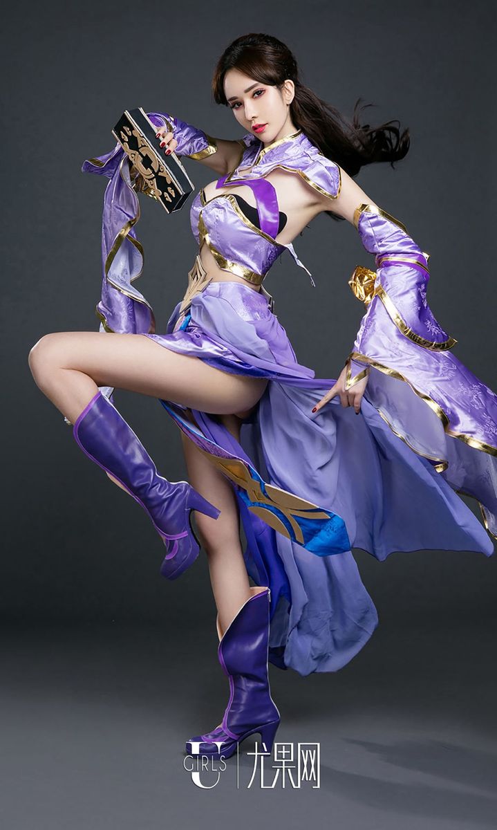 性感女神萌琪琪COSPLAY王者荣耀妲己&露娜写真