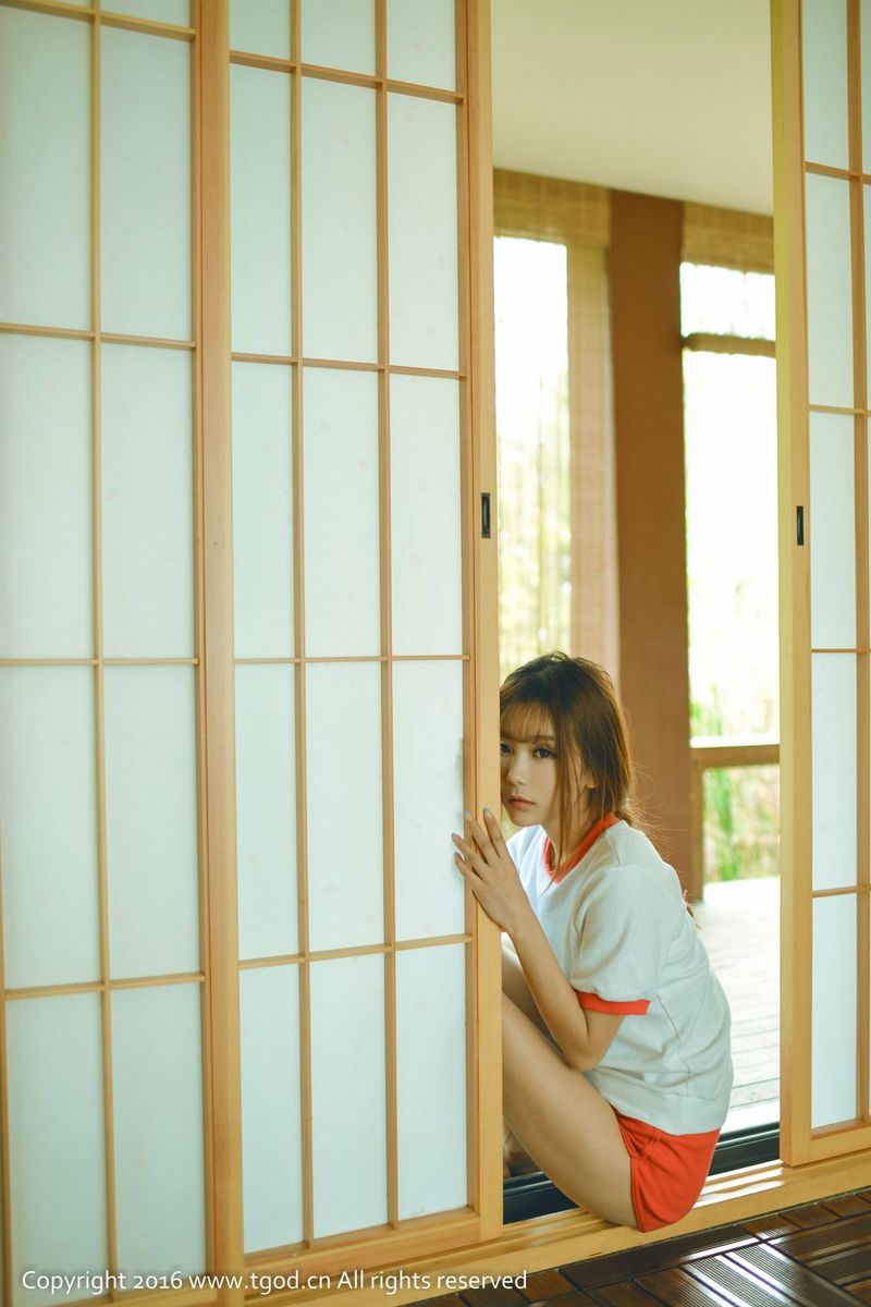 推女神萝莉教主小九Vin韩式校服小清新写真