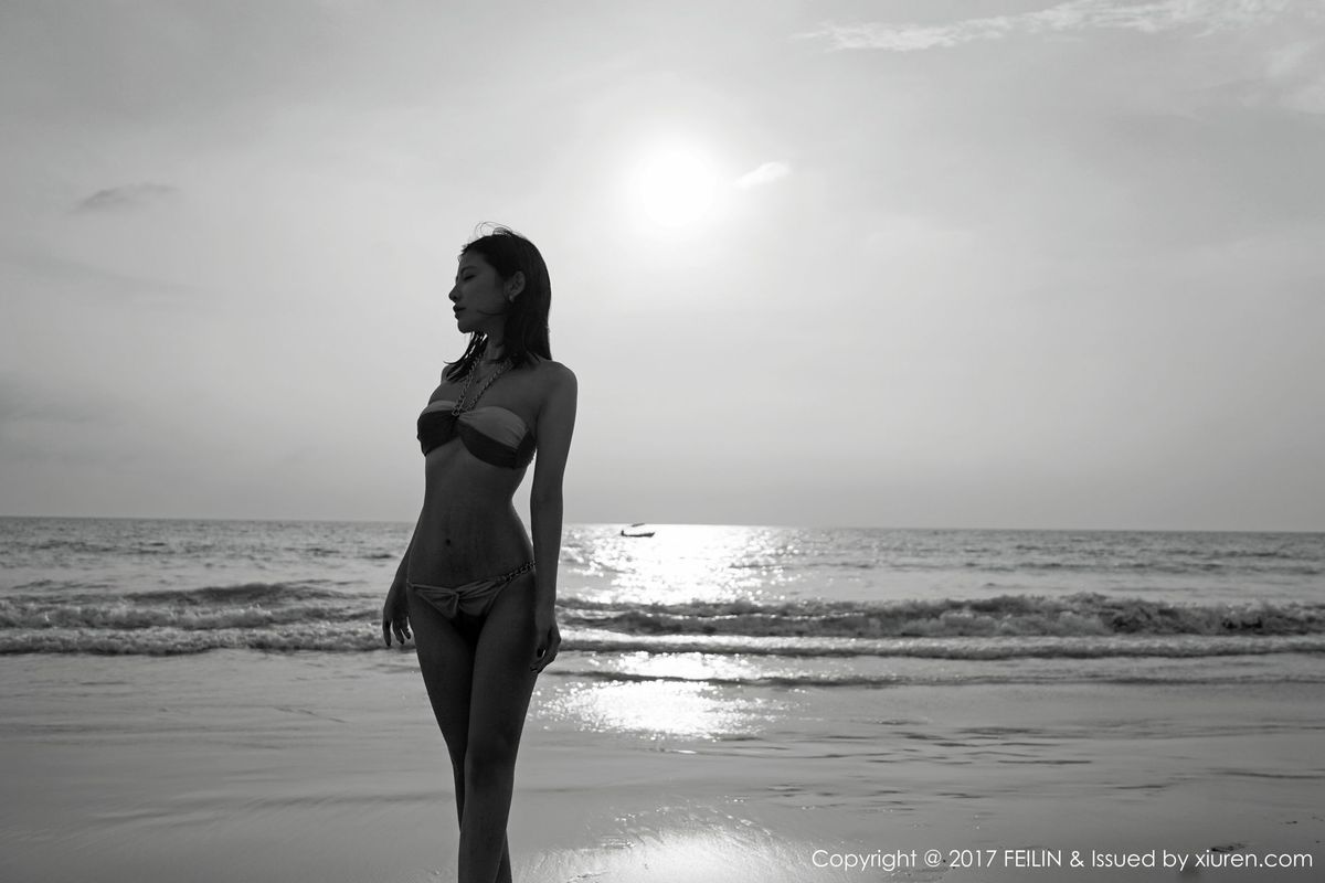 清纯女神施忆佳KITTY夏季海边沙滩比基尼写真第二套