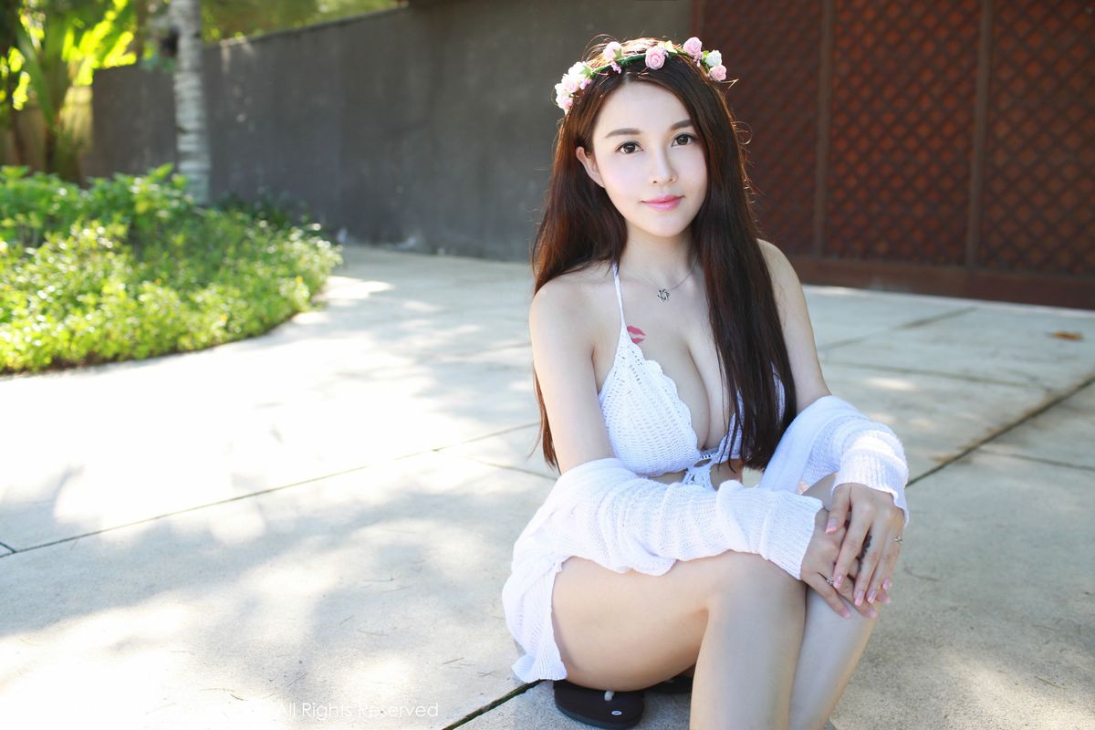 小师妹沈蜜桃off童颜巨乳白嫩肉感巴厘岛旅拍