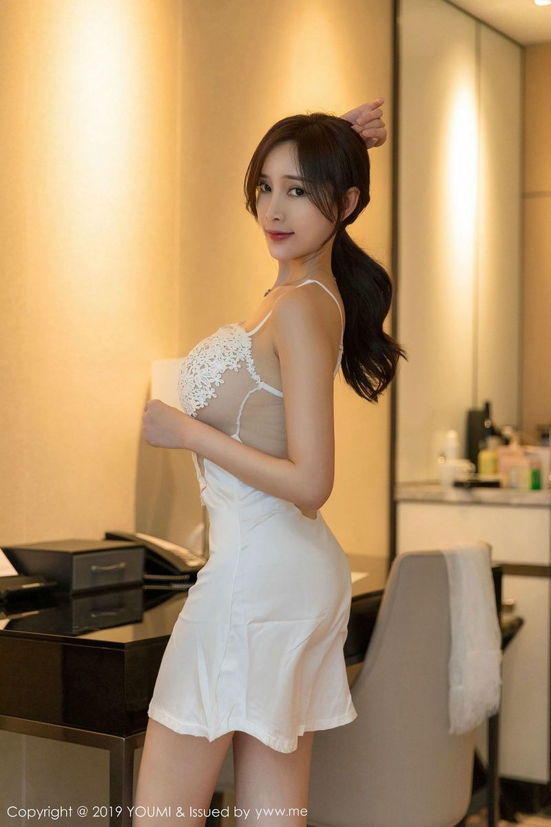 性感女神奶瓶土肥圆极品身材巨乳翘臀半遮半掩土耳其旅拍