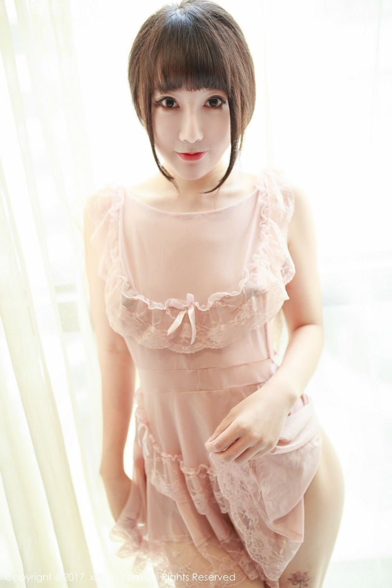 美女模特夏笑笑Summer翘臀热裤私房诱惑套图