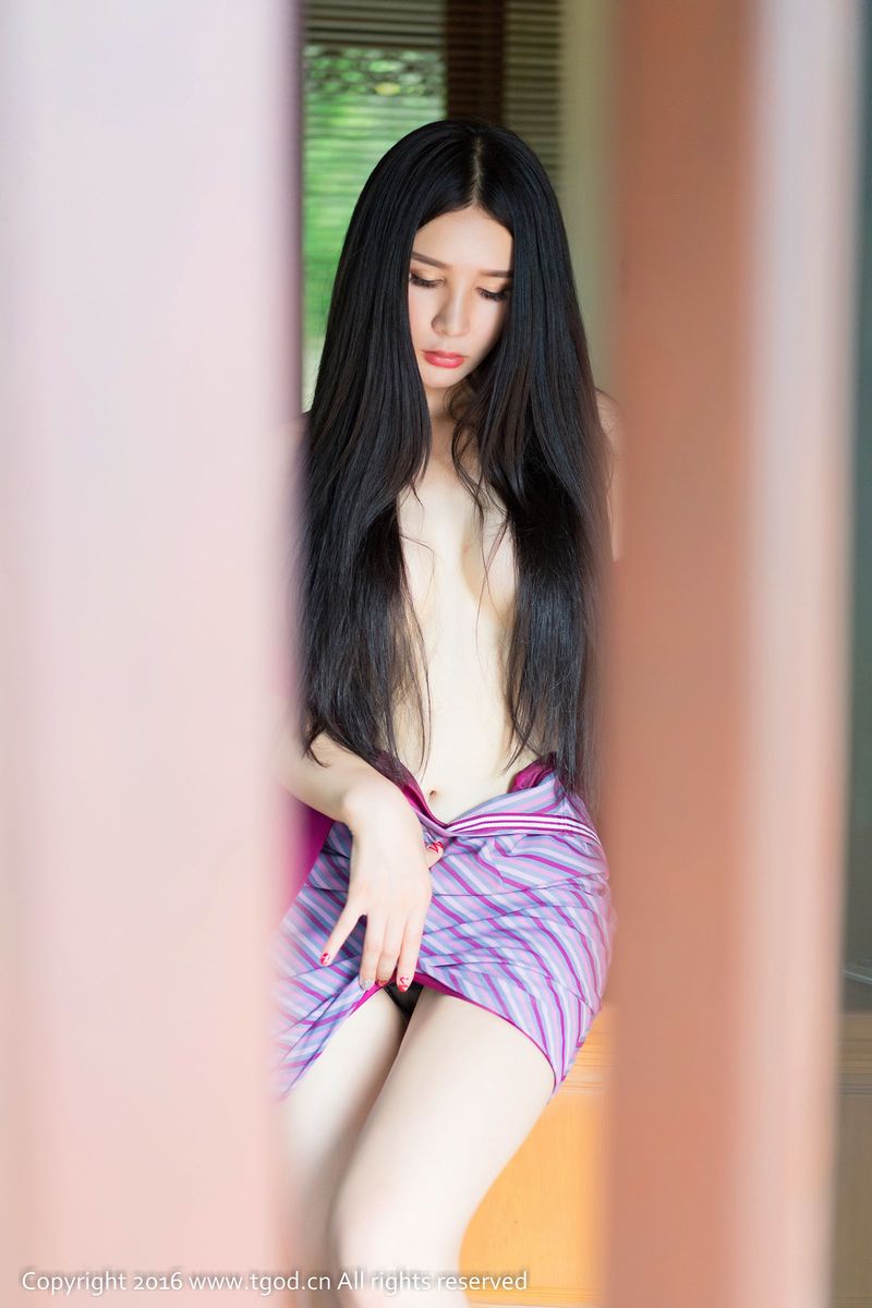 御姐女神顾欣怡空姐制服血滴子遮胸苏梅岛旅拍第三刊