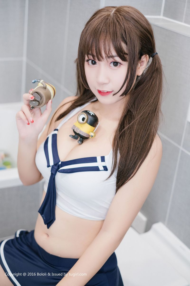 性感美女猫九酱Sakura童颜巨乳水手服紧身死库水写真