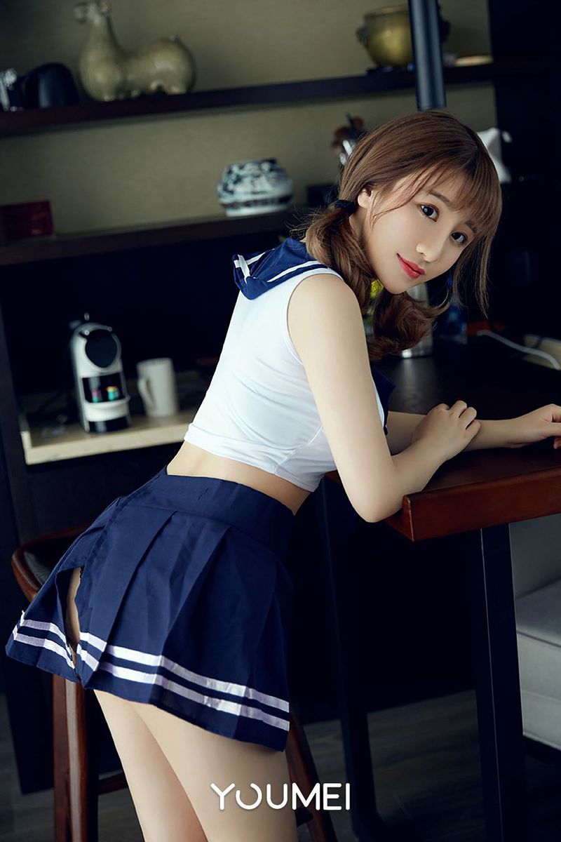 萌妹子绯月樱Cherry学妹制服衣衫半解性感套图