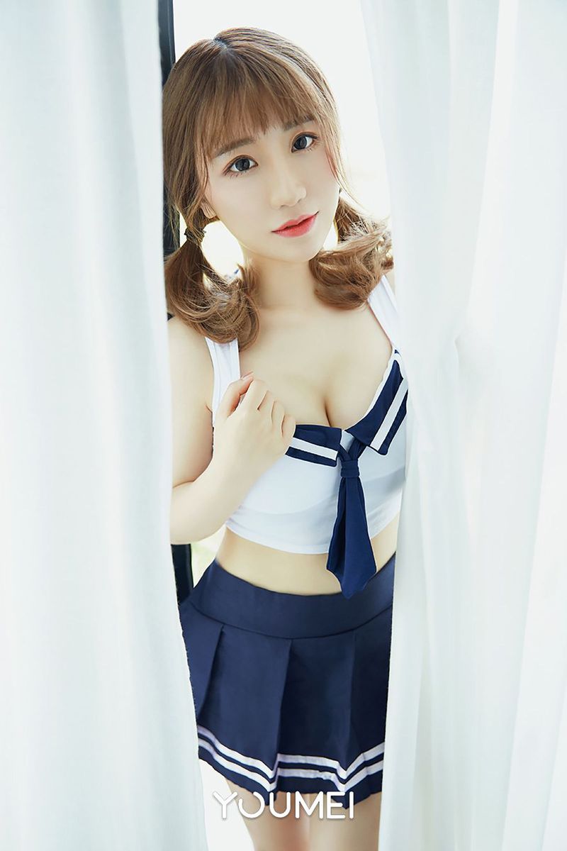 萌妹子绯月樱Cherry学妹制服衣衫半解性感套图