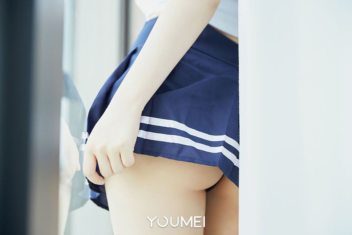 萌妹子绯月樱Cherry学妹制服衣衫半解性感套图