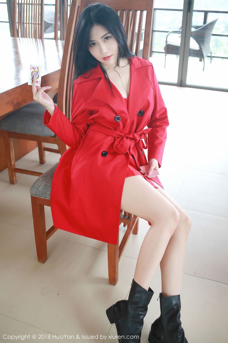 性感女神许诺Sabrina红色风衣修长美腿邱淑贞系列苏梅岛旅拍