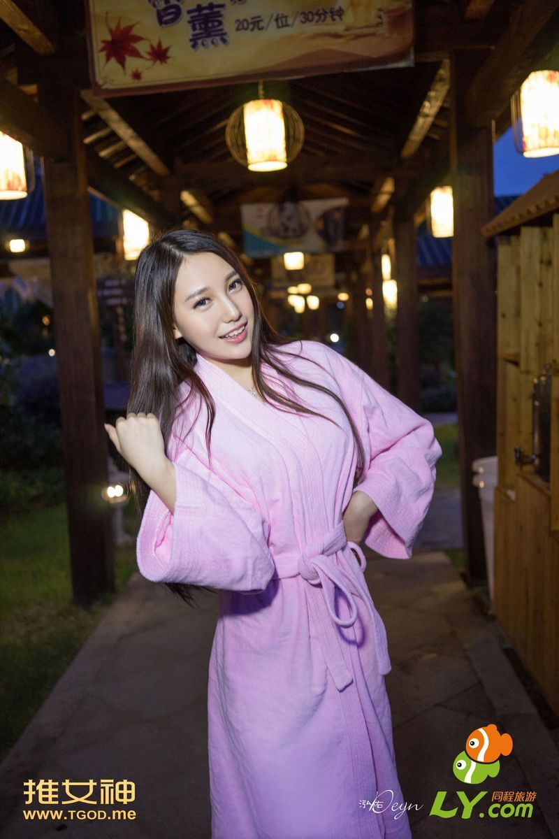 绝色清新妹子刘奕宁Lynn优雅气质比基尼诱惑泰国街拍