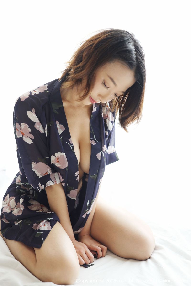 美媛馆美女模特栗子Riz情趣旗袍妩媚和服内衣诱惑写真