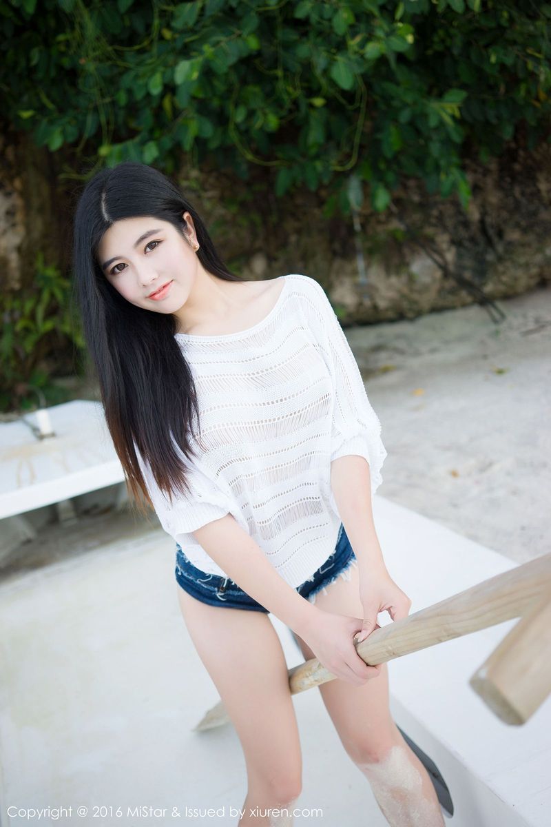 魅妍社丰满美女娜露Selena热裤球衣&透视网衣写真