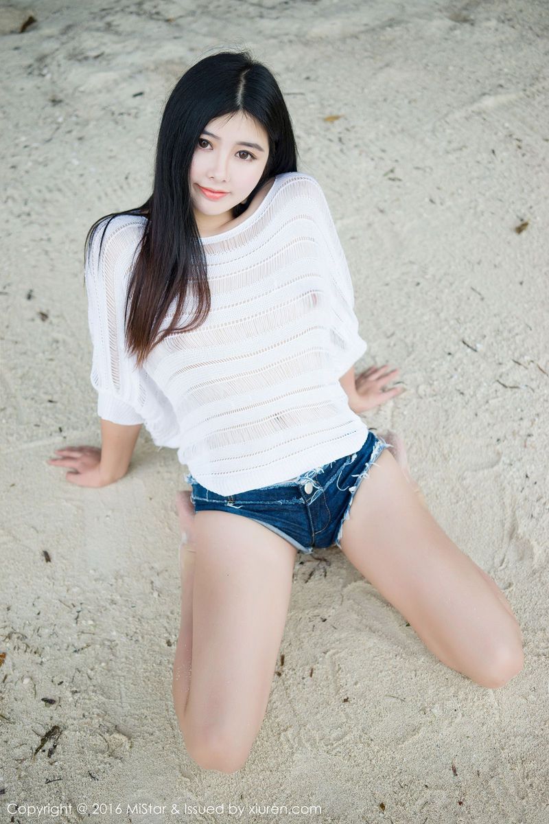 魅妍社丰满美女娜露Selena热裤球衣&透视网衣写真