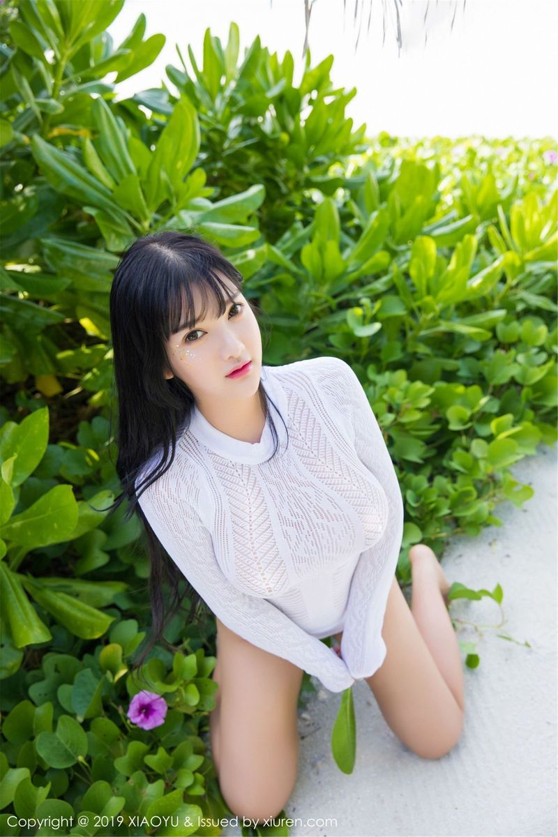 性感女神小尤奈童颜巨乳三点式内衣诱惑马尔代夫新图