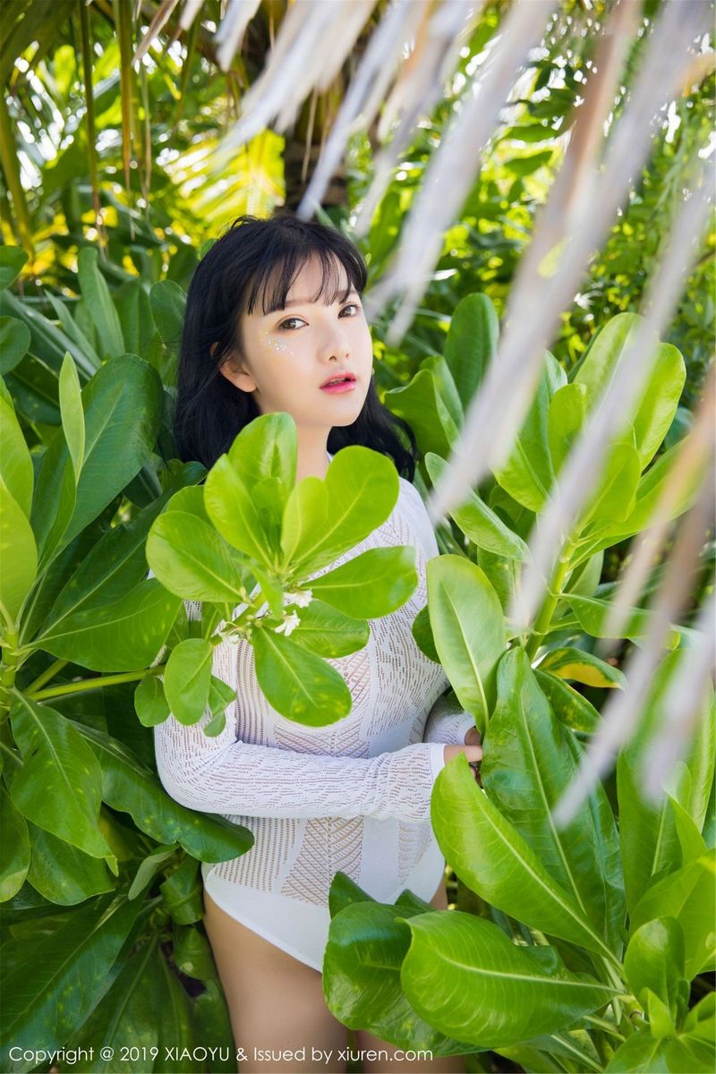 性感女神小尤奈童颜巨乳三点式内衣诱惑马尔代夫新图