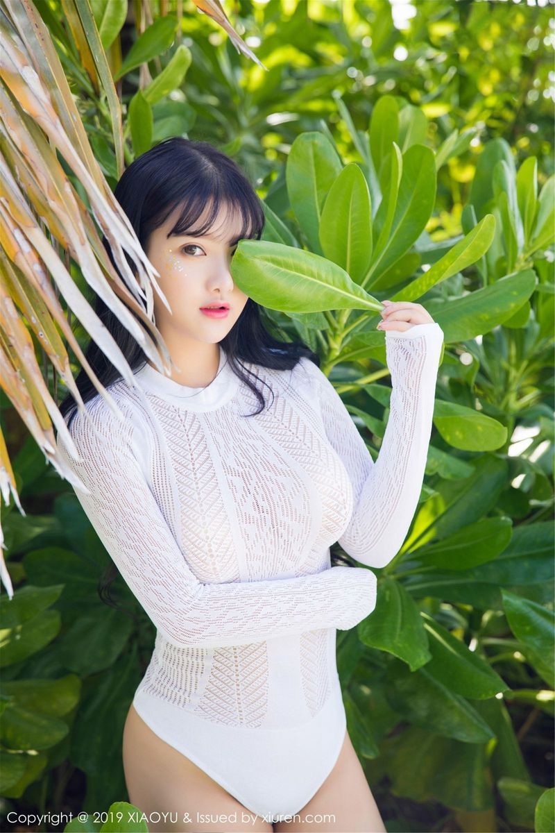 性感女神小尤奈童颜巨乳三点式内衣诱惑马尔代夫新图