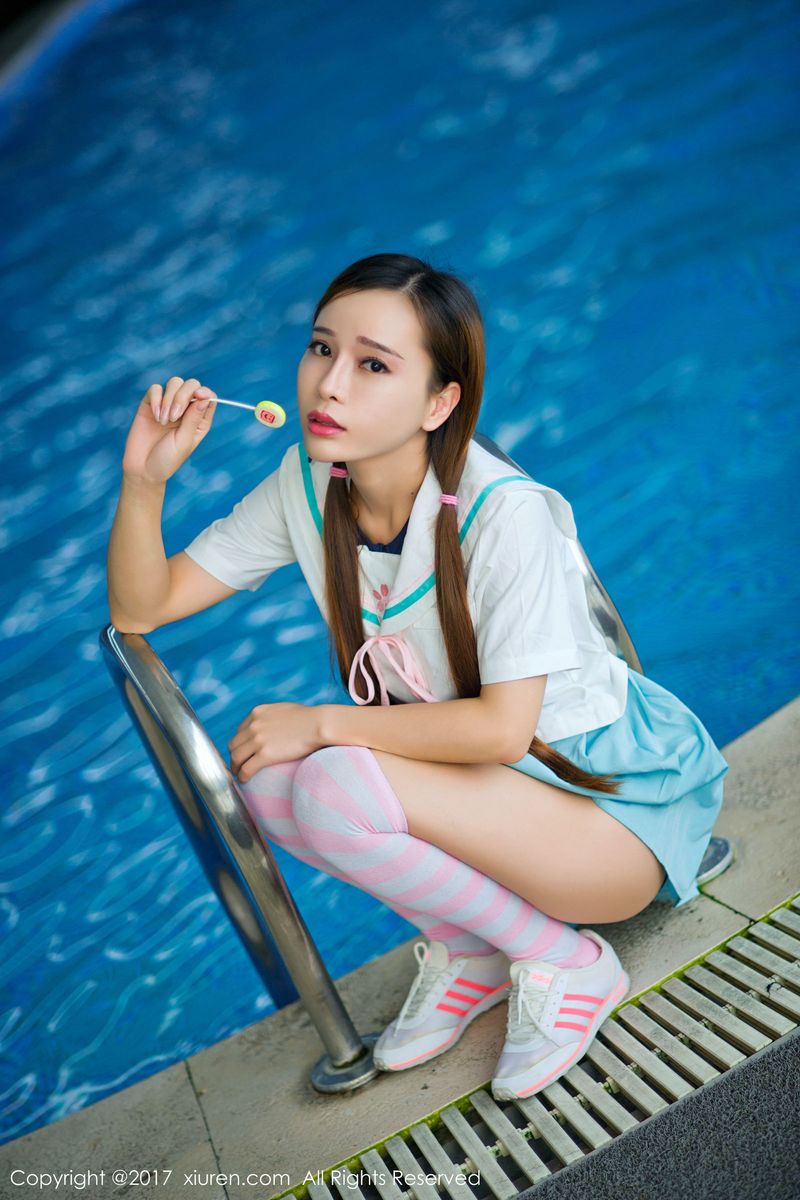 秀人网美女主播艾小青日系学生服&人体泡沫火爆套图
