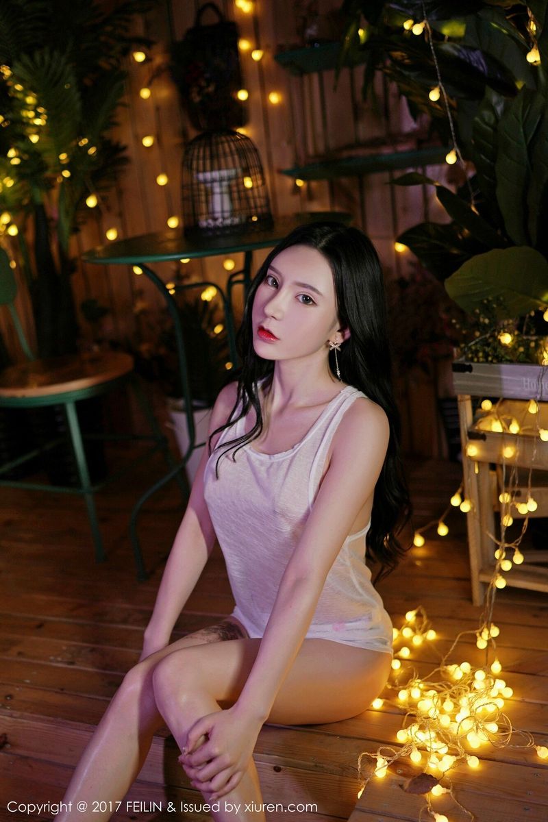美女主播周于希dummy黑白照片婀娜多姿写真