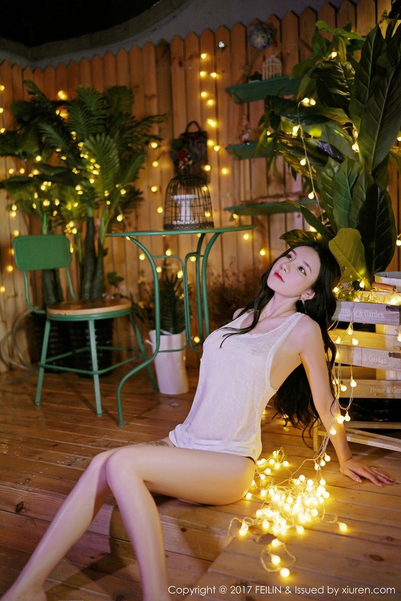 美女主播周于希dummy黑白照片婀娜多姿写真