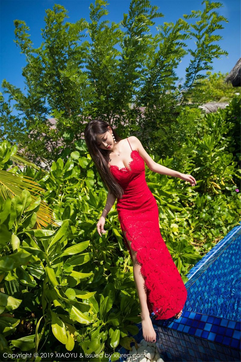 性感女神杨晨晨sugar内衣飒爽牛仔裤马尔代夫旅拍